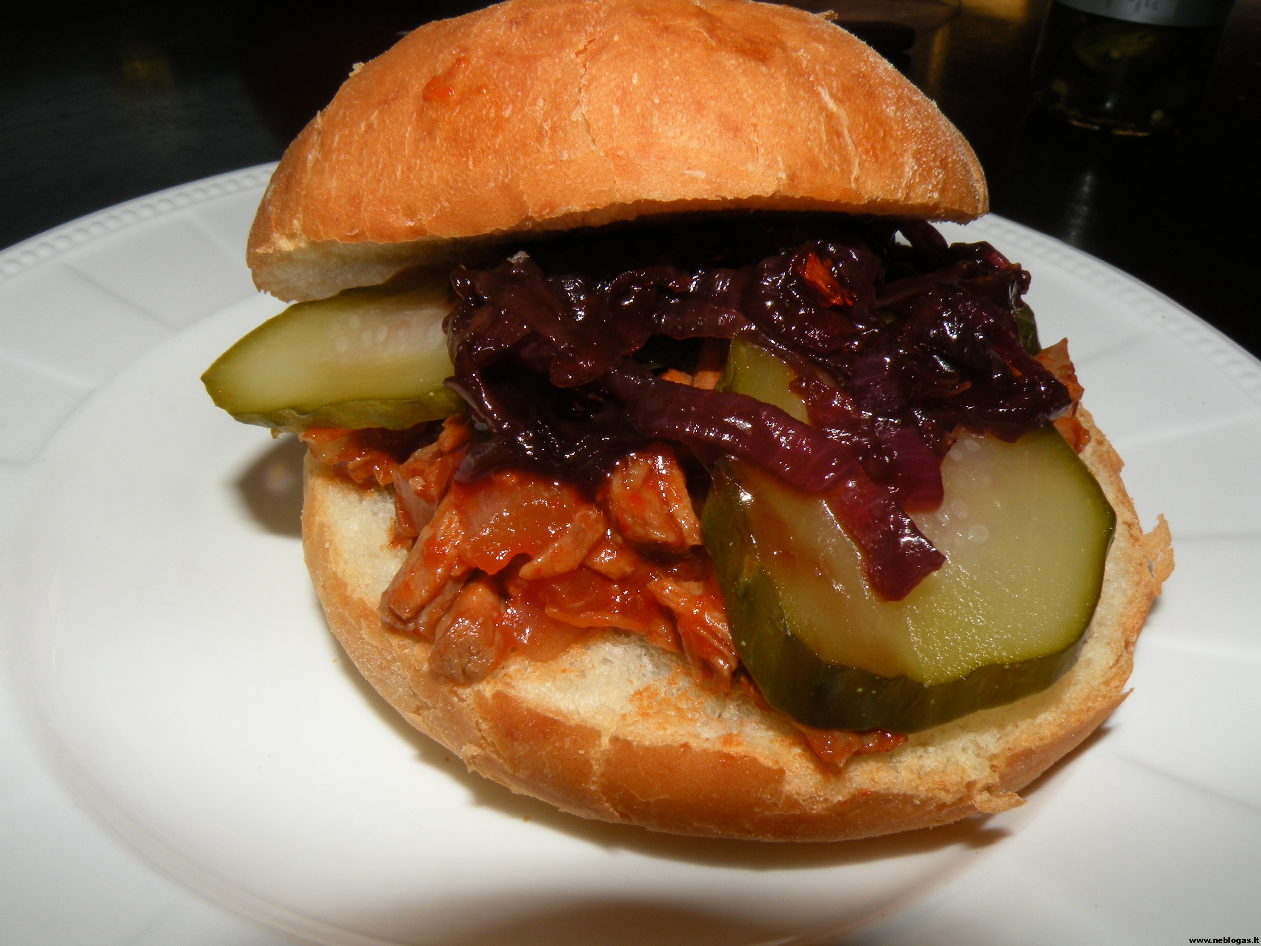 “Sloppy joes” mėsainiai